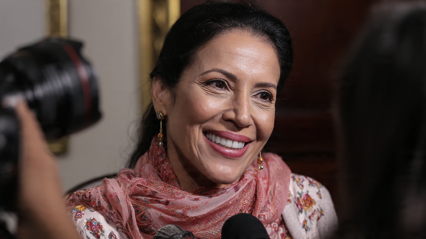 Nobel de la Paz a Machado reaviva debate sobre crisis venezolana